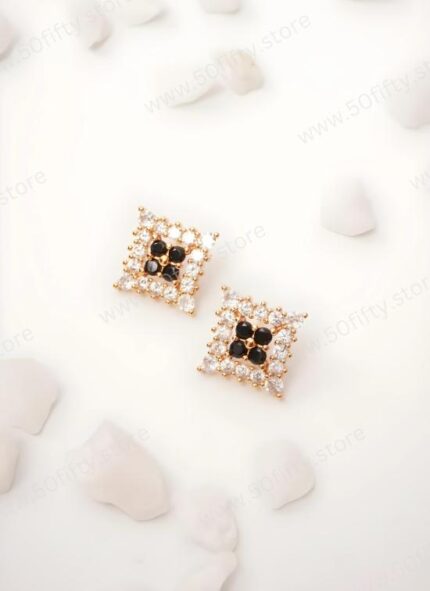 Square Shape mini Pearl Earing-Black