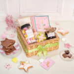 welcome-baby-girl-hamper